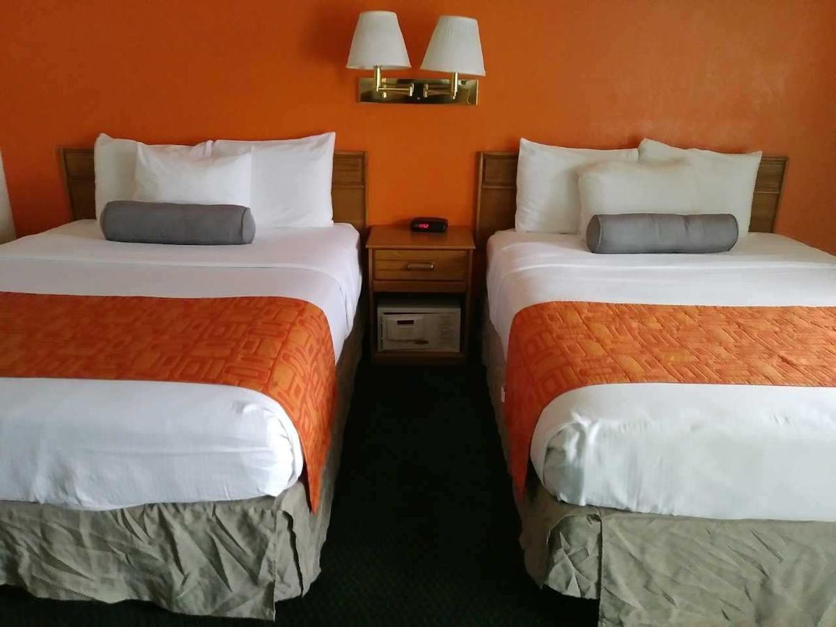 Howard Johnson By Wyndham Roseburg Exterior foto