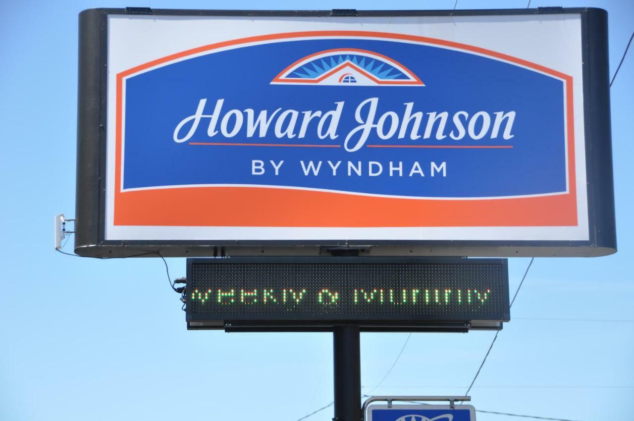 Howard Johnson By Wyndham Roseburg Exterior foto